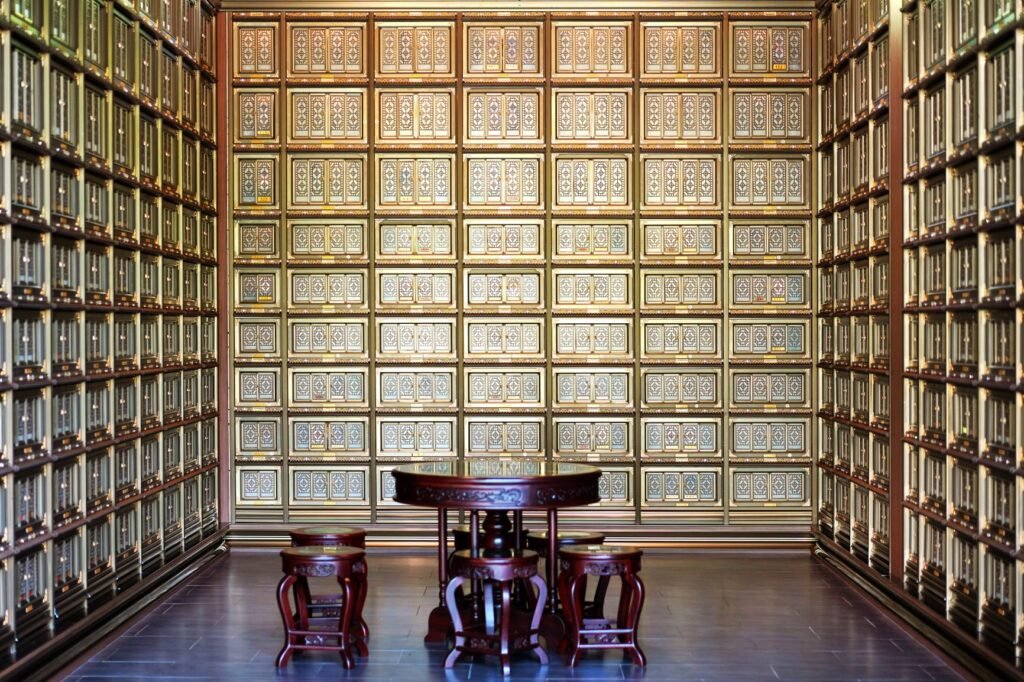 中国古建筑骨灰殿7